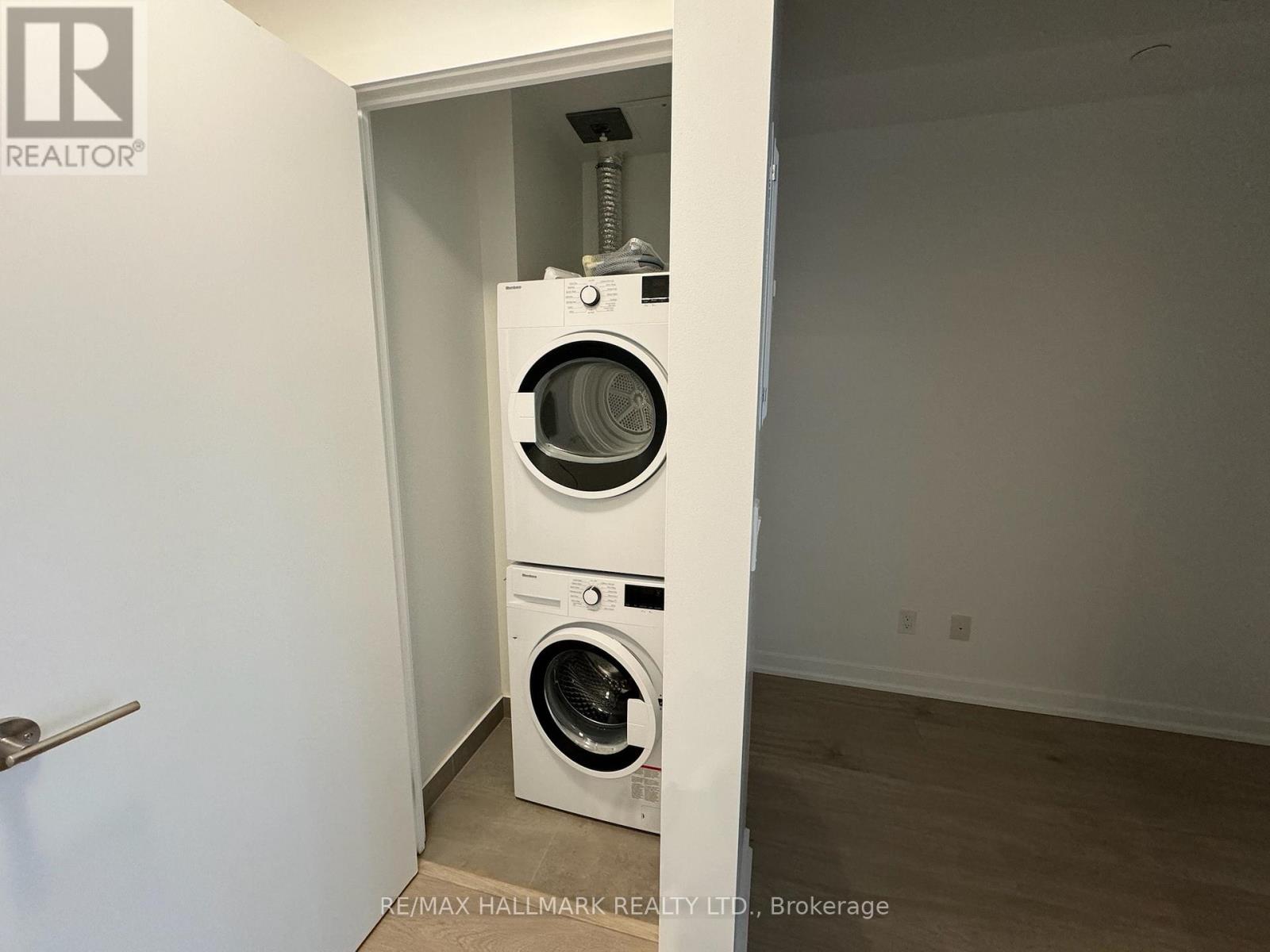 1610 - 38 Forest Manor Road, Toronto, Ontario  M2J 0H4 - Photo 7 - C12817080