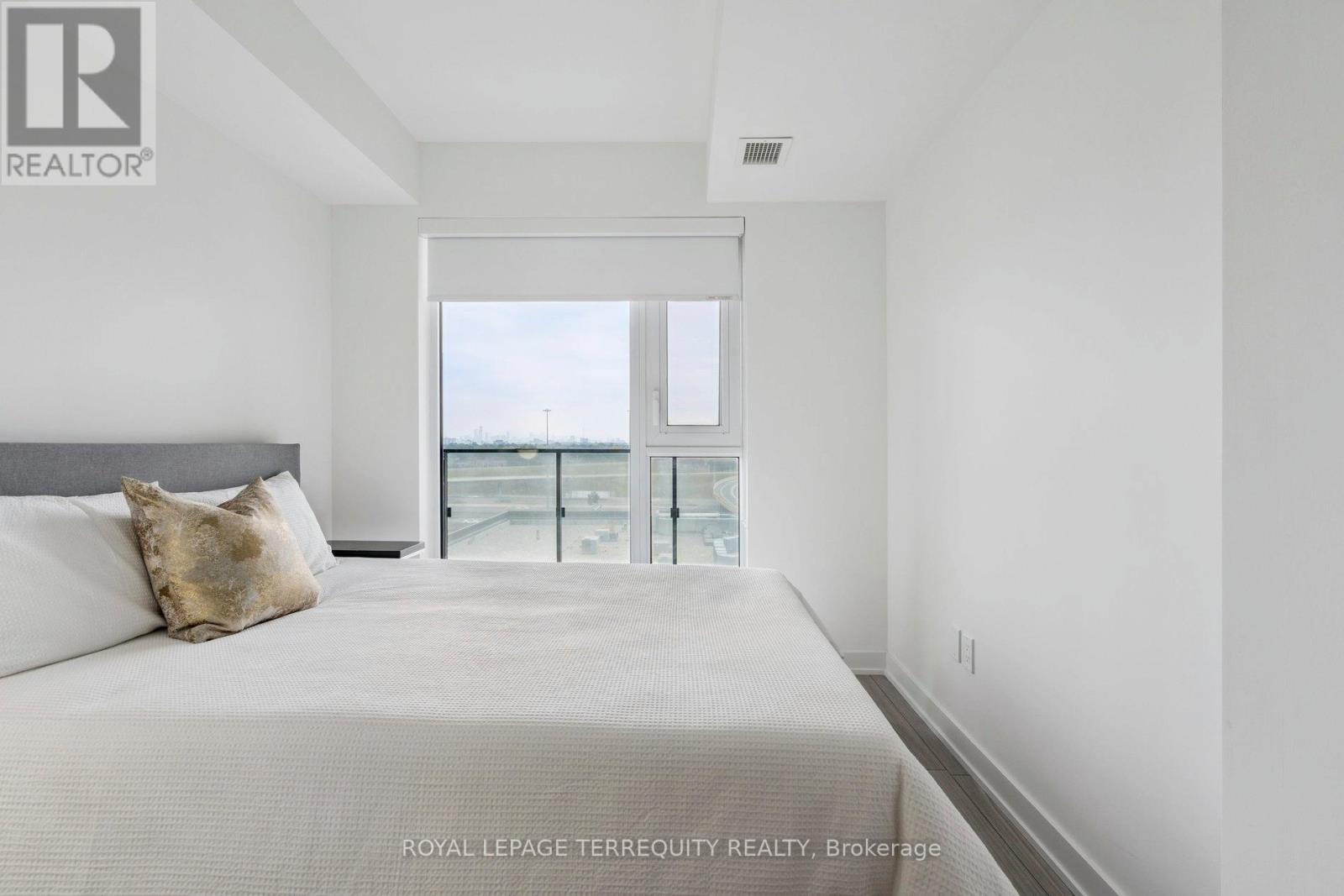 809 - 8 Tippett Road, Toronto, Ontario  M3H 0E7 - Photo 21 - C12817142