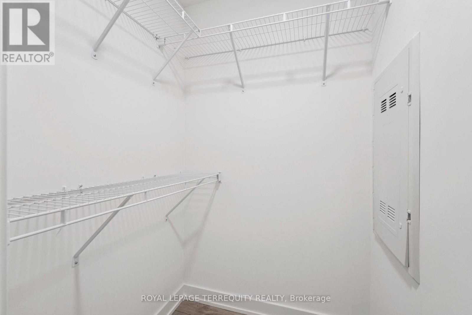 809 - 8 Tippett Road, Toronto, Ontario  M3H 0E7 - Photo 23 - C12817142