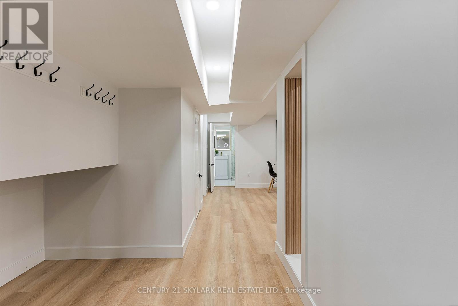 208 Gainsborough Road, Toronto, Ontario  M4L 3C6 - Photo 38 - E12816994