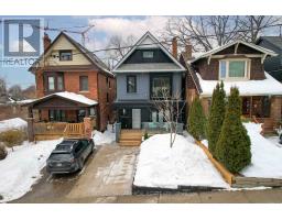 208 GAINSBOROUGH ROAD, Toronto, Ontario