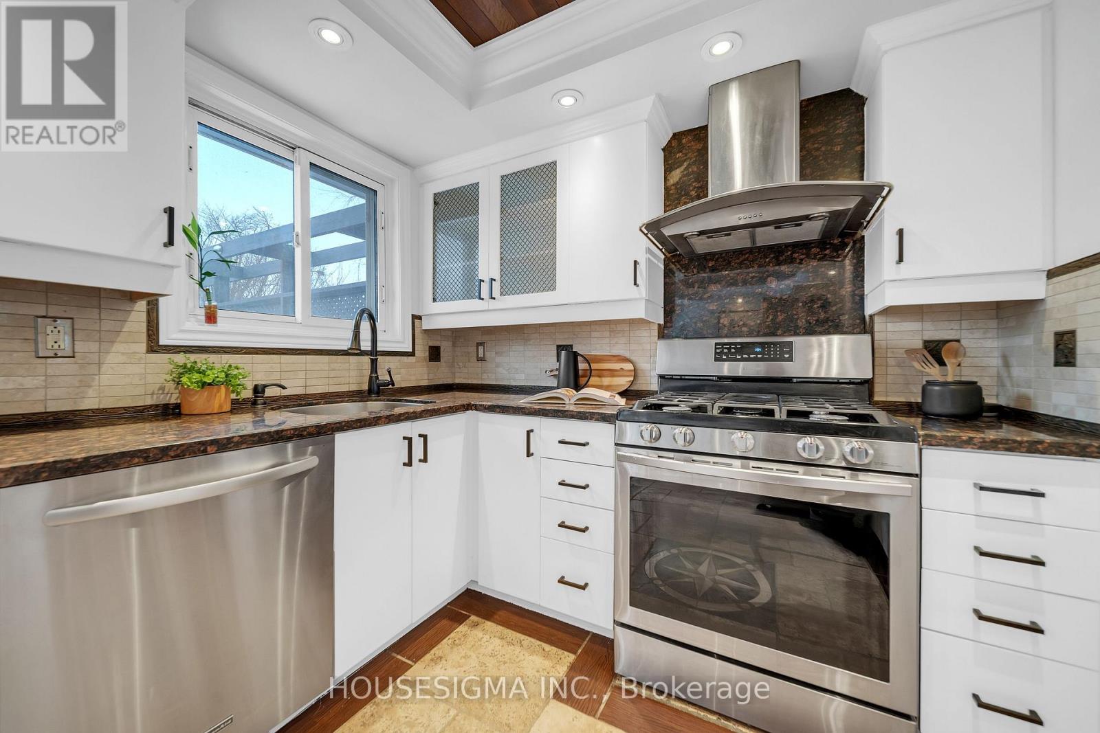 808 Krosno Boulevard, Pickering, Ontario  L1W 1G8 - Photo 17 - E12817016