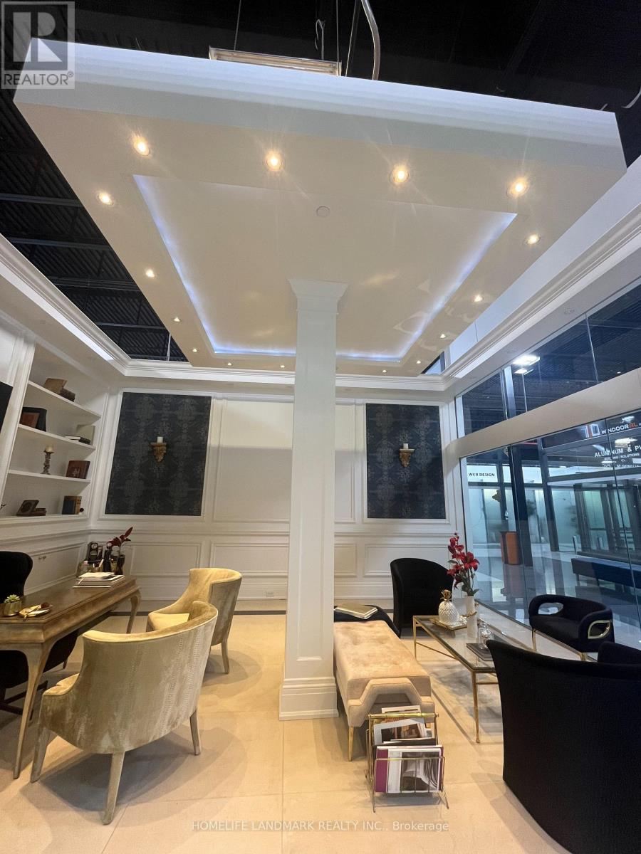 349 - 7250 Keele Street, Vaughan, Ontario L4K 1Z8 - Photo 5 - N12816974