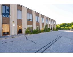 12 - 100 HANLAN ROAD, Vaughan, Ontario