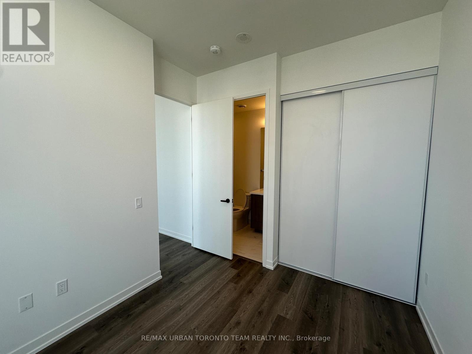 Ph102 - 8 Interchange Way, Vaughan, Ontario  L4K 5Z7 - Photo 12 - N12817110