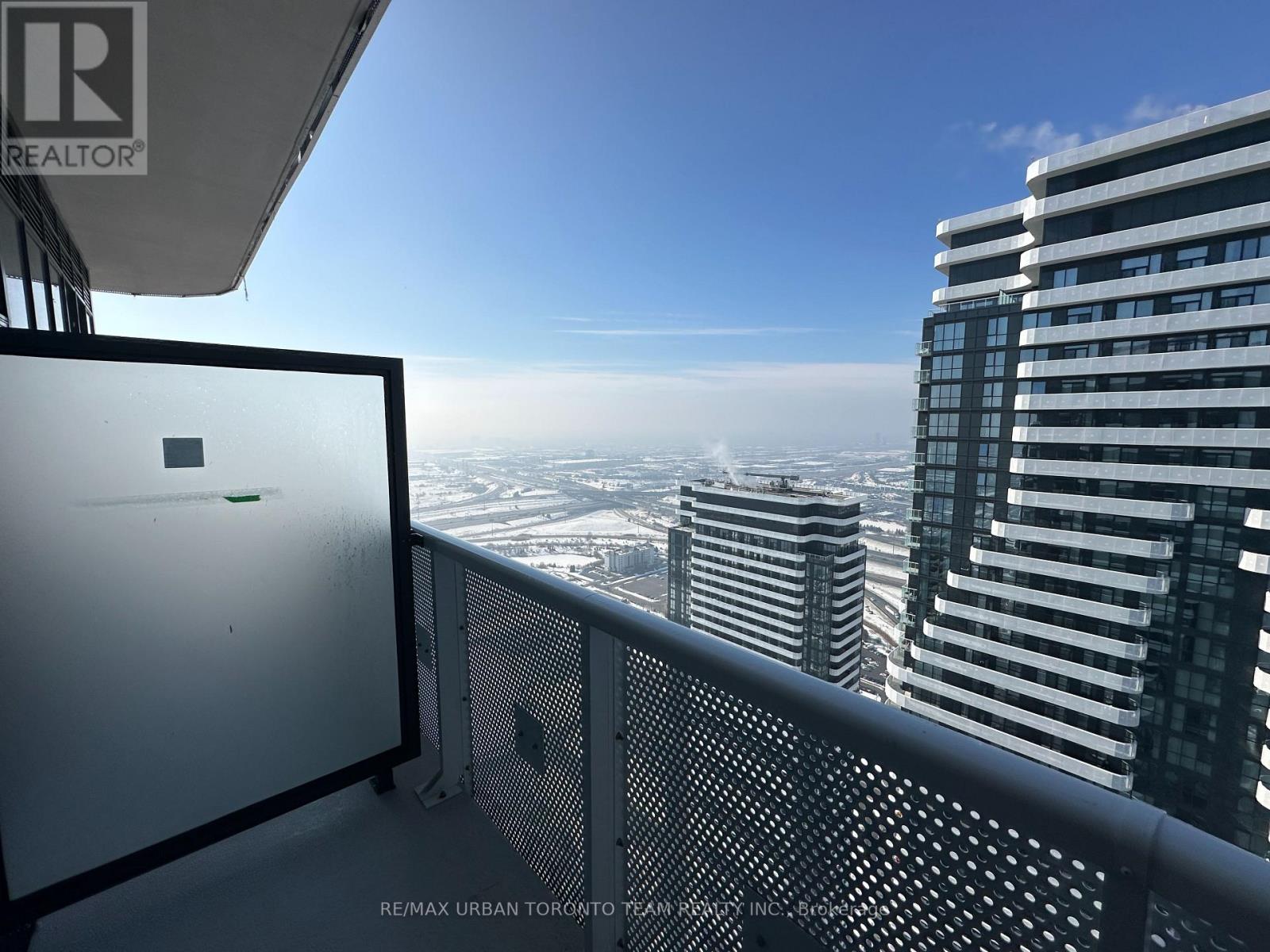 Ph102 - 8 Interchange Way, Vaughan, Ontario  L4K 5Z7 - Photo 17 - N12817110