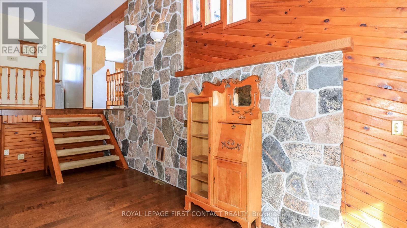 6237 2 Concession, Clearview, Ontario  L0M 1N0 - Photo 27 - S12817020