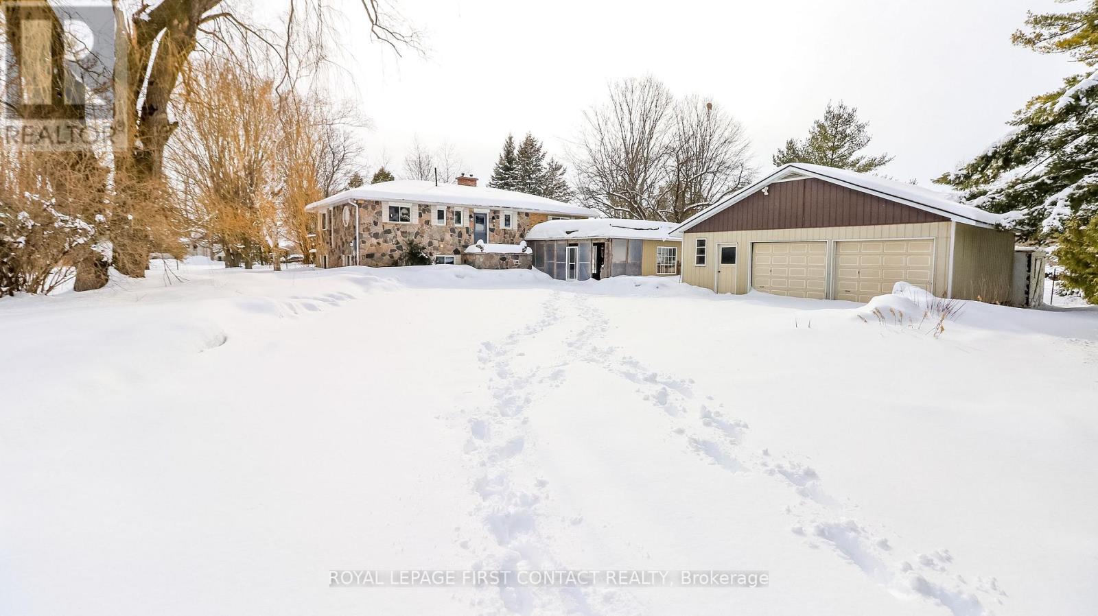 6237 2 Concession, Clearview, Ontario  L0M 1N0 - Photo 3 - S12817020