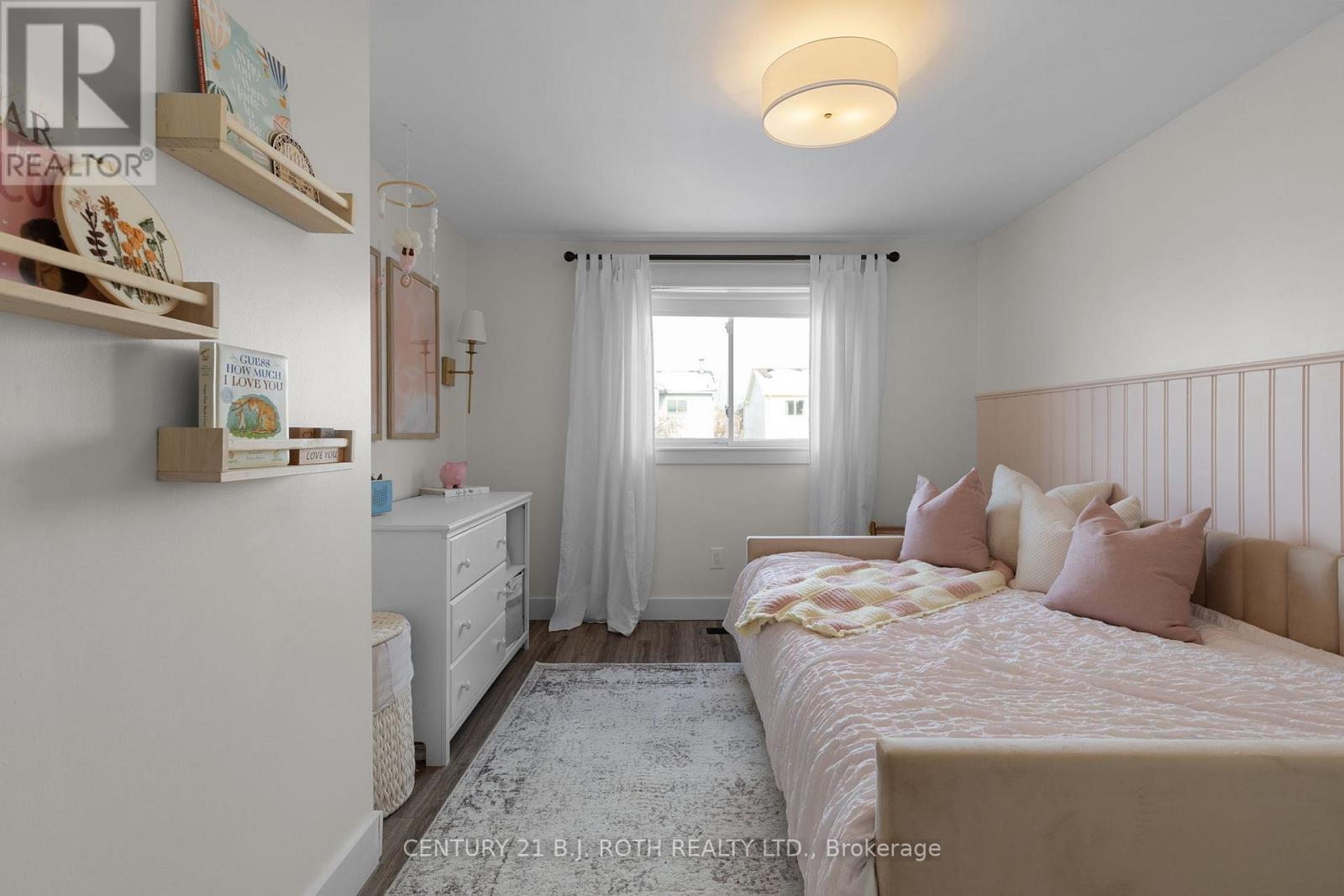 13 Hadden Crescent, Barrie, Ontario  L4M 6G6 - Photo 18 - S12817124