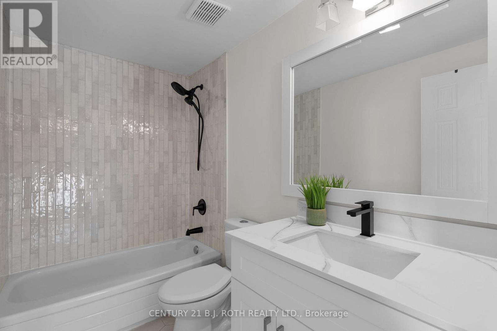 13 Hadden Crescent, Barrie, Ontario  L4M 6G6 - Photo 20 - S12817124