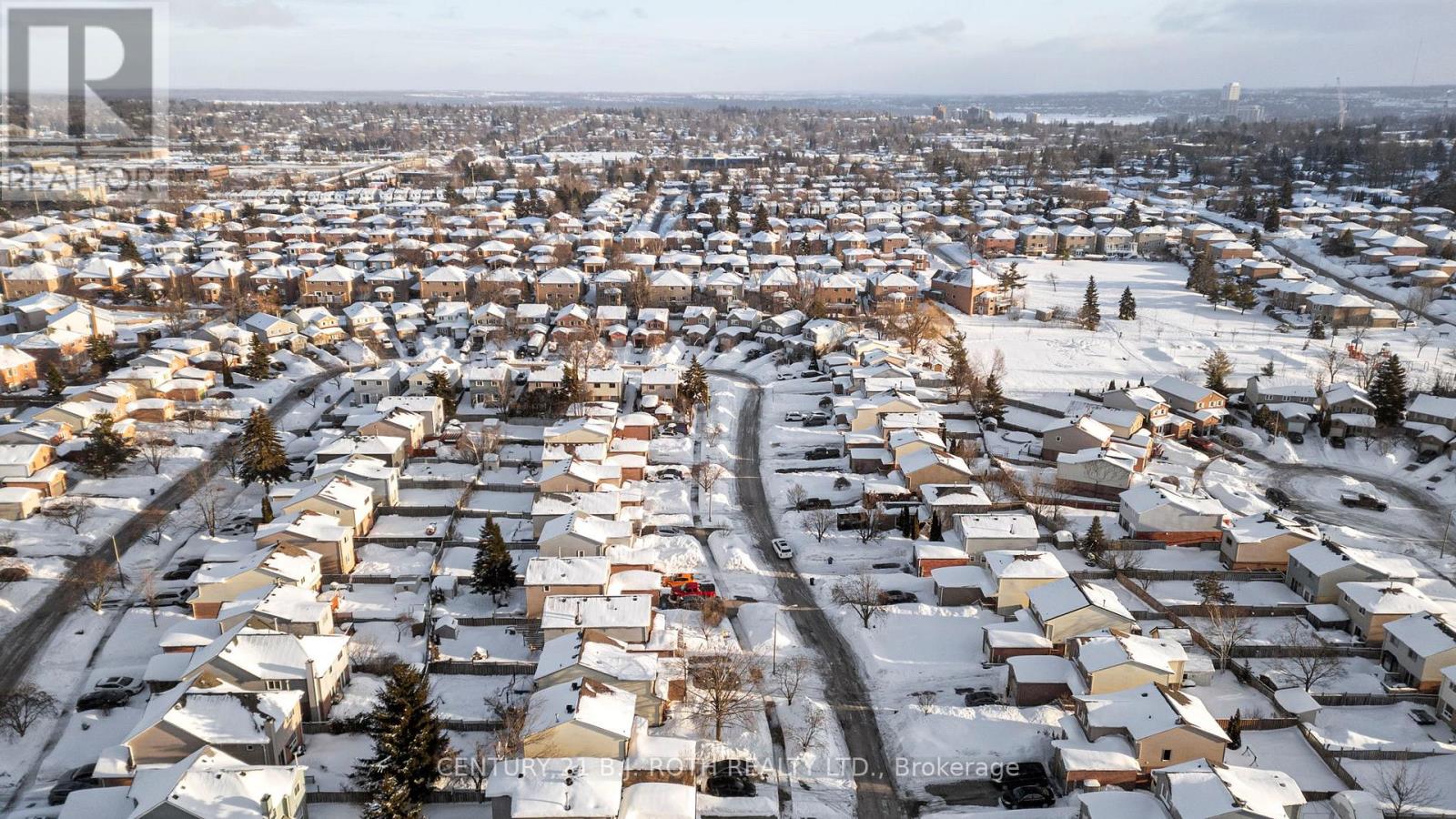 13 Hadden Crescent, Barrie, Ontario  L4M 6G6 - Photo 28 - S12817124