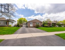 868 GOVERNORS COURT, Milton, Ontario