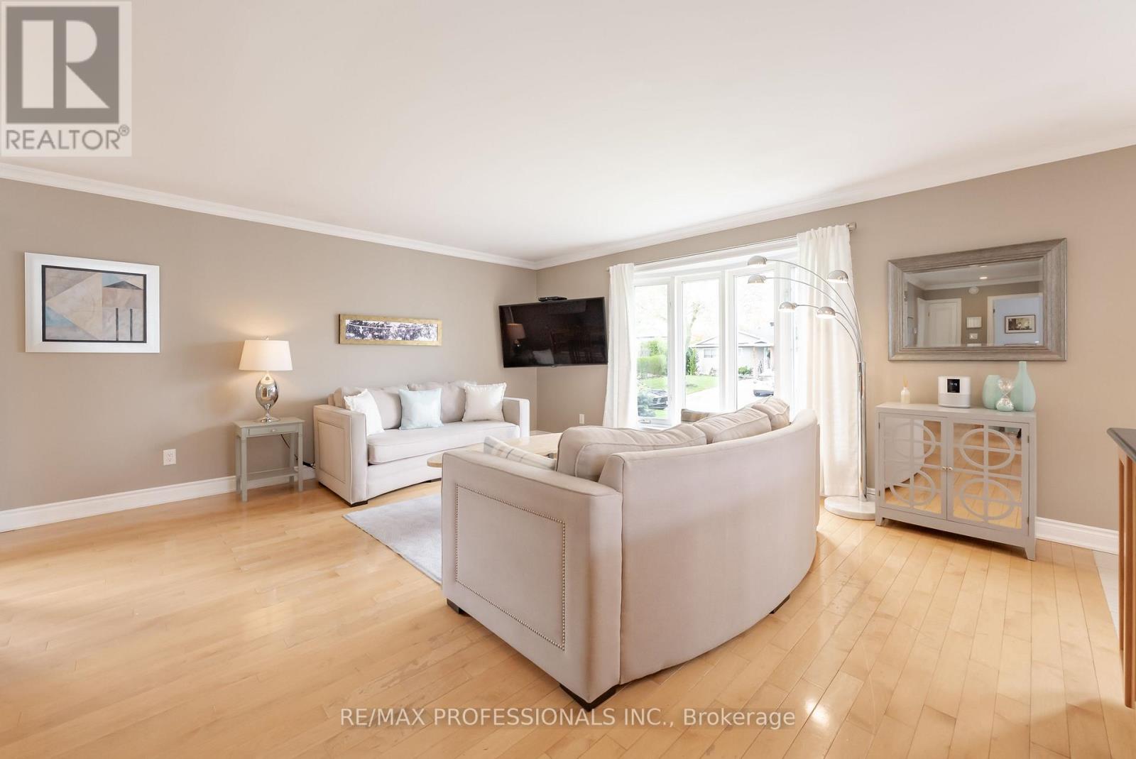 868 Governors Court, Milton, Ontario  L9T 3W6 - Photo 9 - W12814736