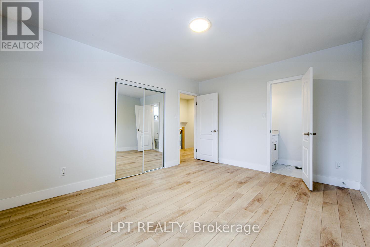 1519 Ogden Avenue, Mississauga, Ontario  L5E 2H9 - Photo 24 - W12816978