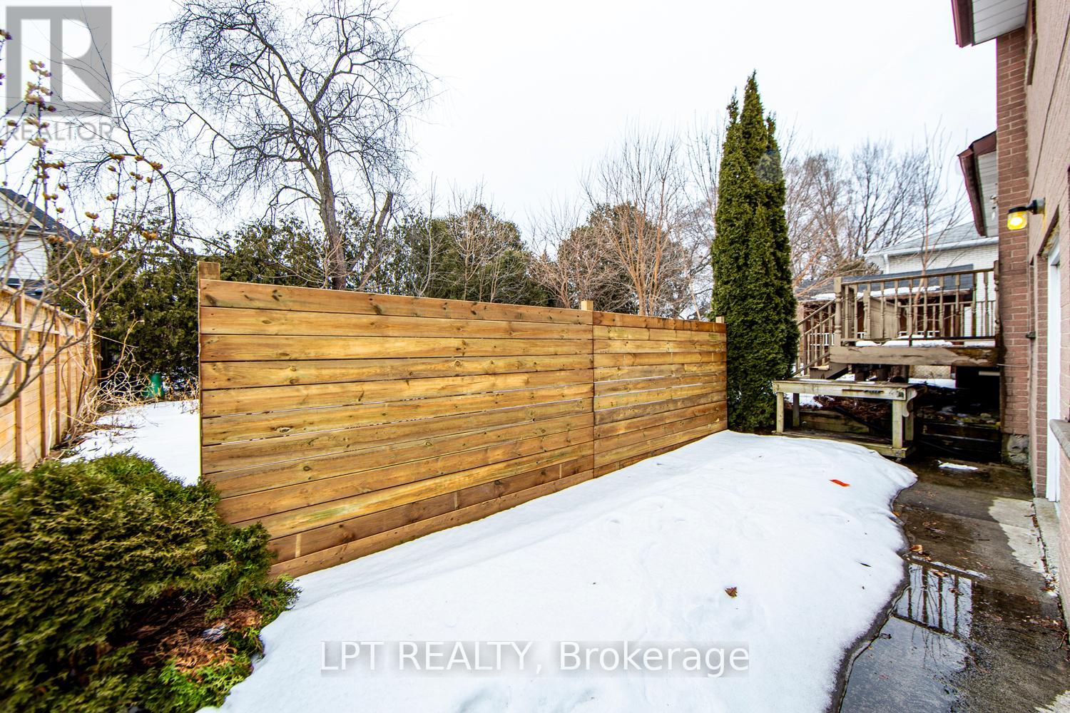 1519 Ogden Avenue, Mississauga, Ontario  L5E 2H9 - Photo 44 - W12816978