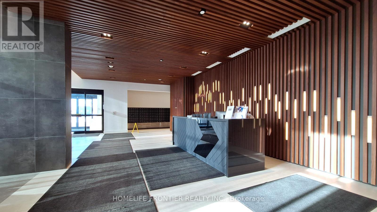 409 - 297 Oak Walk Drive, Oakville, Ontario  L6H 6Z3 - Photo 17 - W12817026