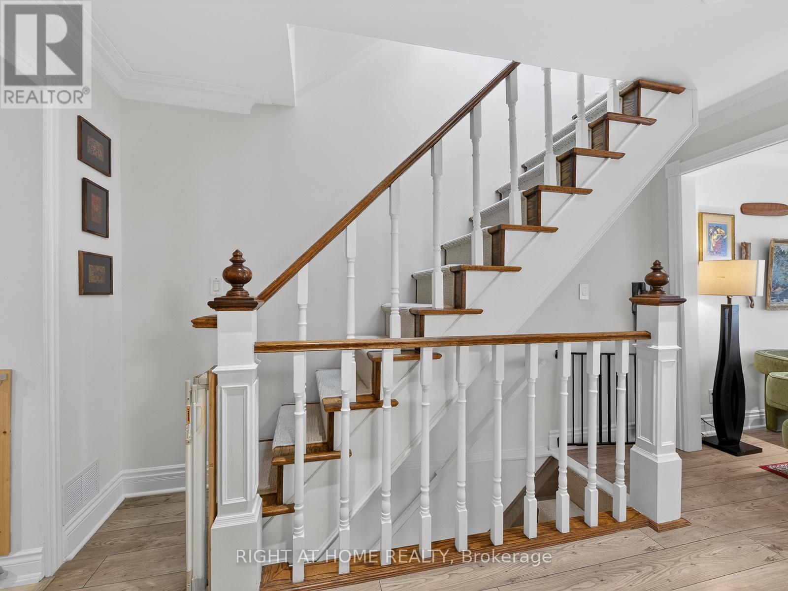 355 Caledonia Road, Toronto, Ontario  M6E 4T7 - Photo 16 - W12817030