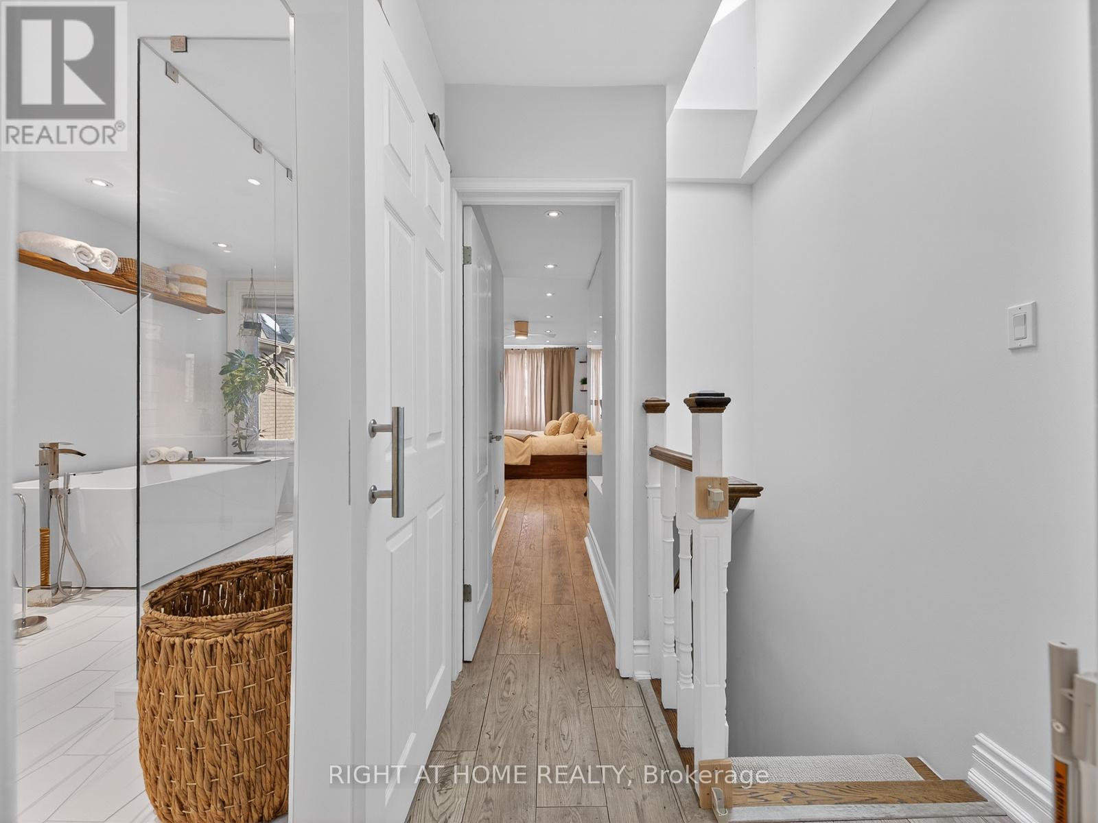 355 Caledonia Road, Toronto, Ontario  M6E 4T7 - Photo 18 - W12817030