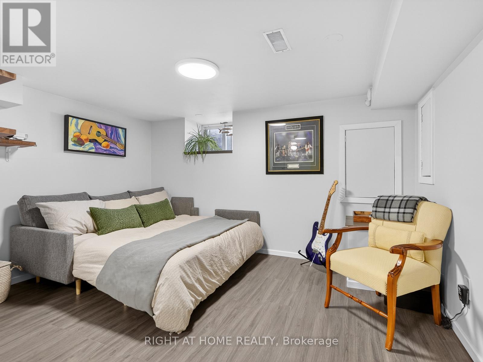 355 Caledonia Road, Toronto, Ontario  M6E 4T7 - Photo 27 - W12817030