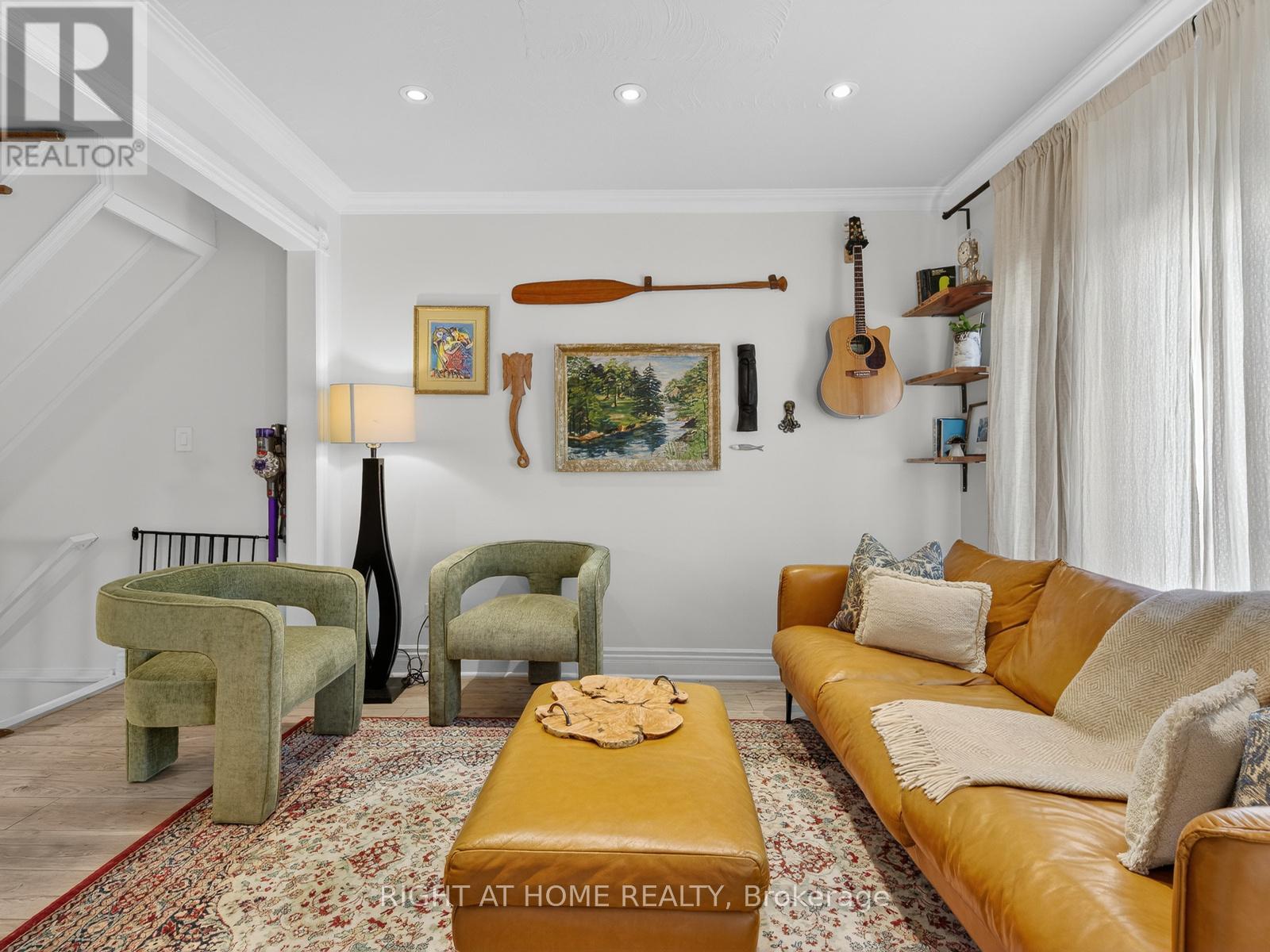 355 Caledonia Road, Toronto, Ontario  M6E 4T7 - Photo 4 - W12817030