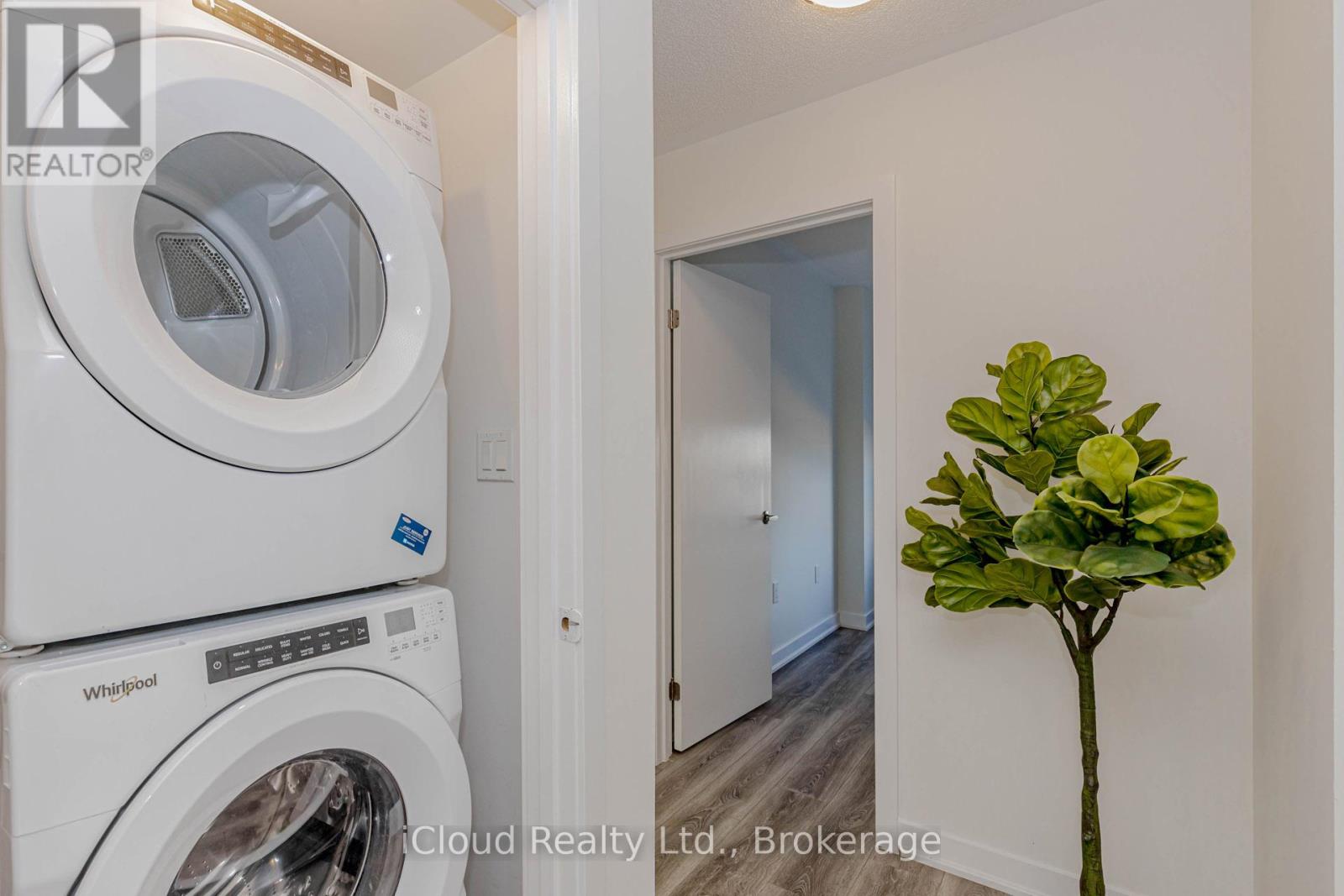 69 - 3189 Bastedo Common, Burlington, Ontario  L7M 0H4 - Photo 31 - W12817096