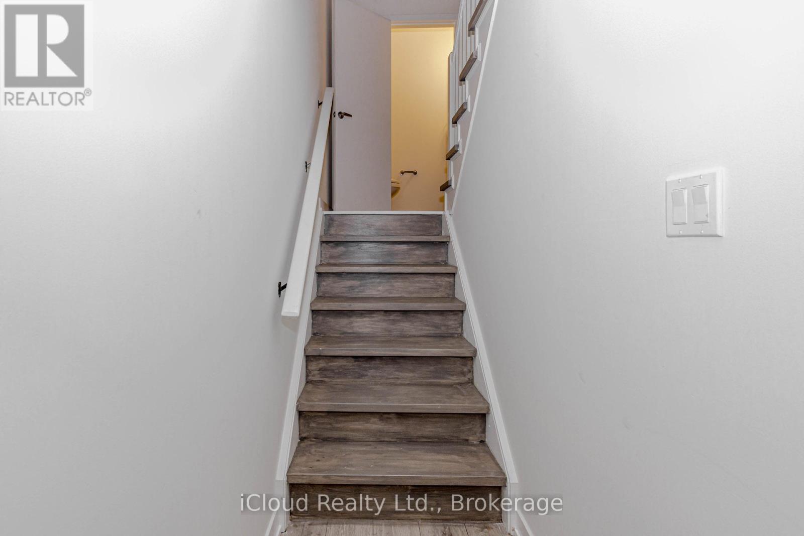 69 - 3189 Bastedo Common, Burlington, Ontario  L7M 0H4 - Photo 6 - W12817096