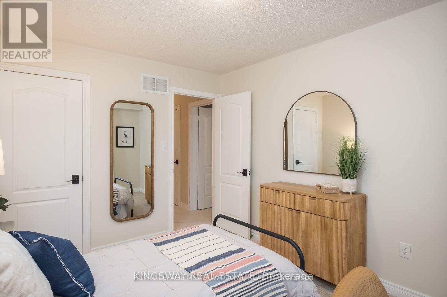 476 Laundon Terrace, Milton, Ontario  L9T 7X9 - Photo 19 - W12817122