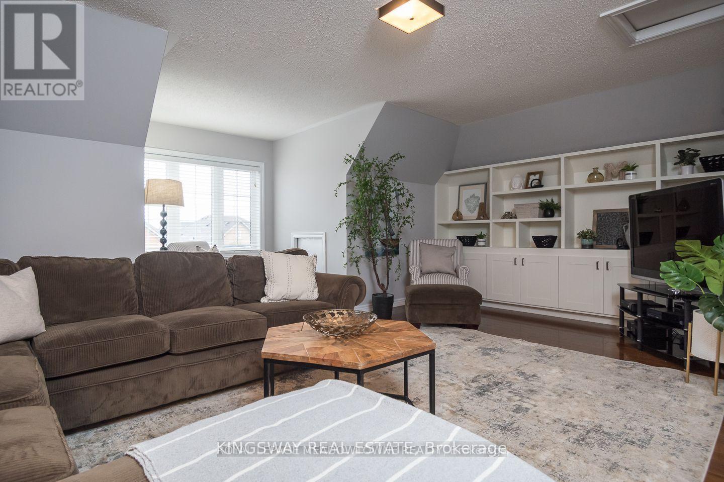 476 Laundon Terrace, Milton, Ontario  L9T 7X9 - Photo 23 - W12817122