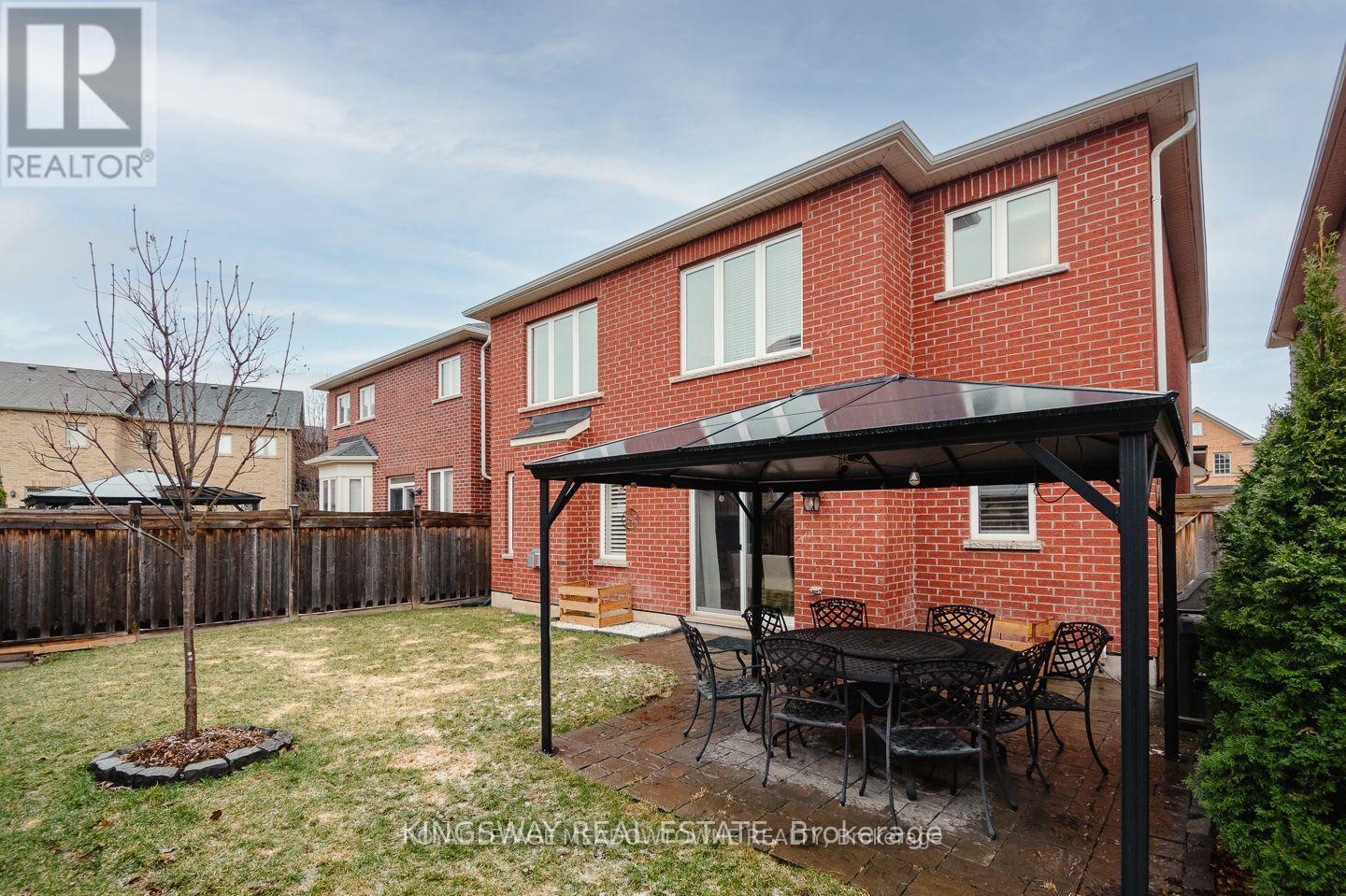 476 Laundon Terrace, Milton, Ontario  L9T 7X9 - Photo 25 - W12817122