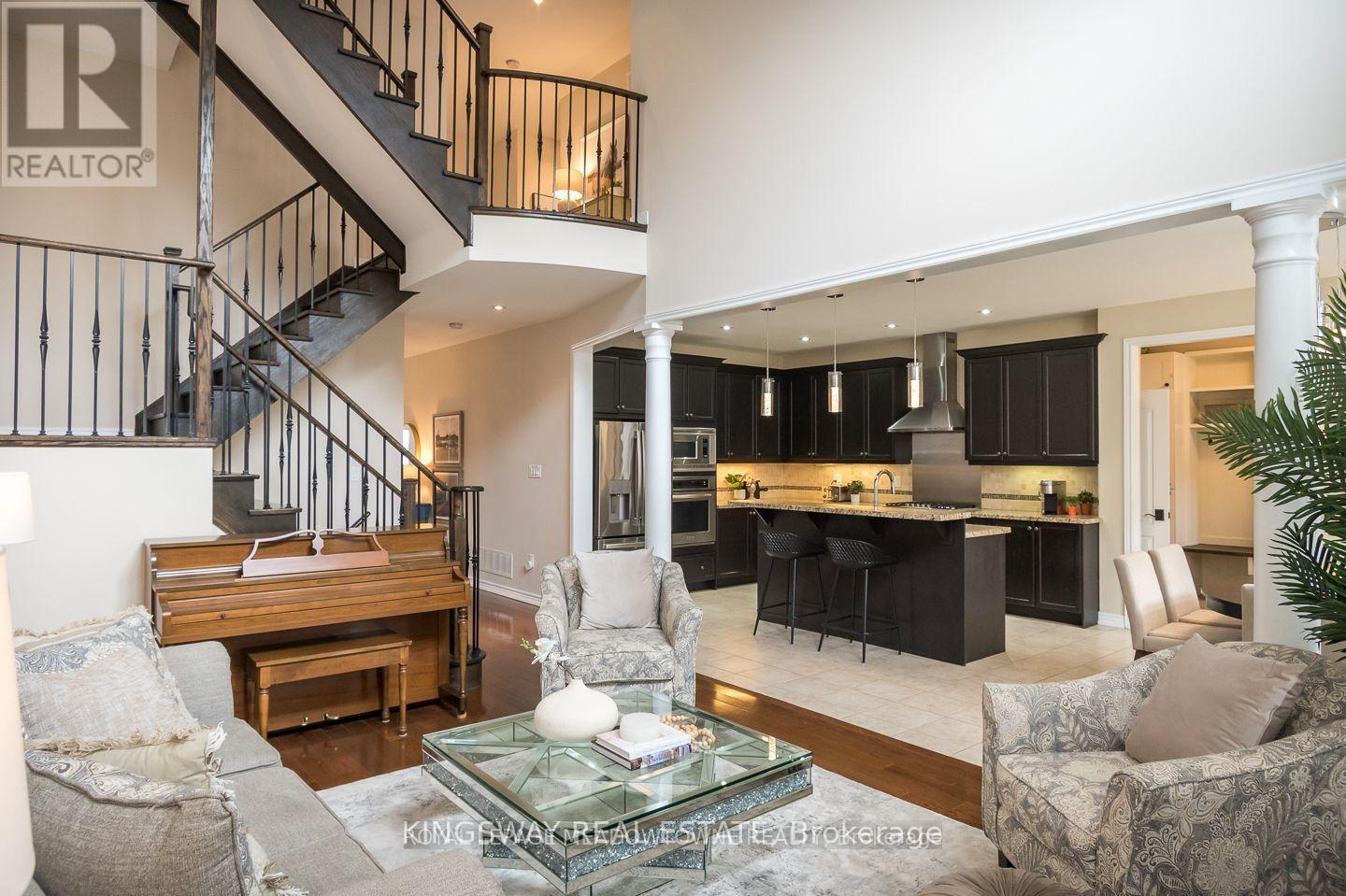 476 Laundon Terrace, Milton, Ontario  L9T 7X9 - Photo 3 - W12817122