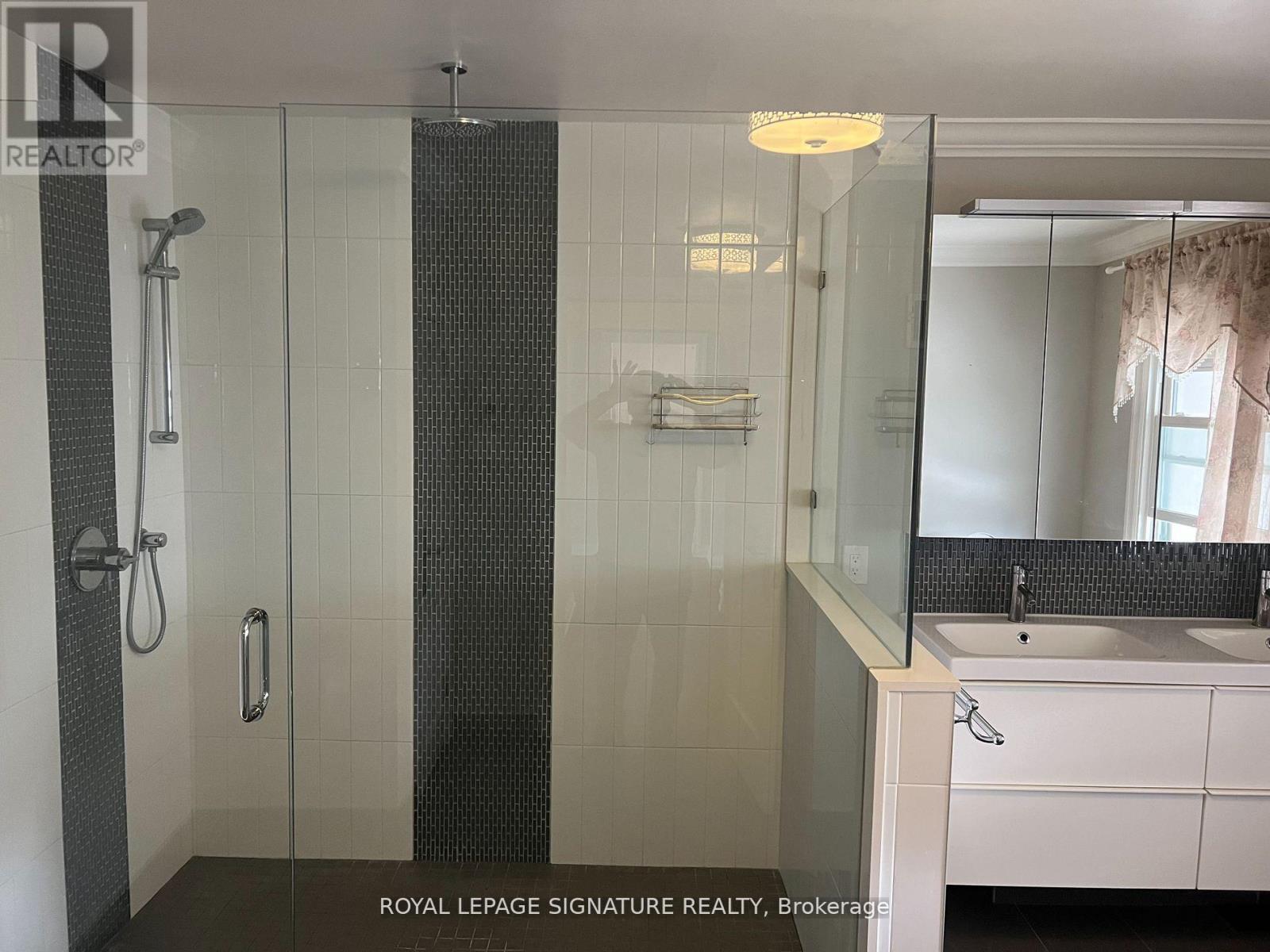 158 Church Street, Mississauga, Ontario  L5M 1T9 - Photo 9 - W12817128