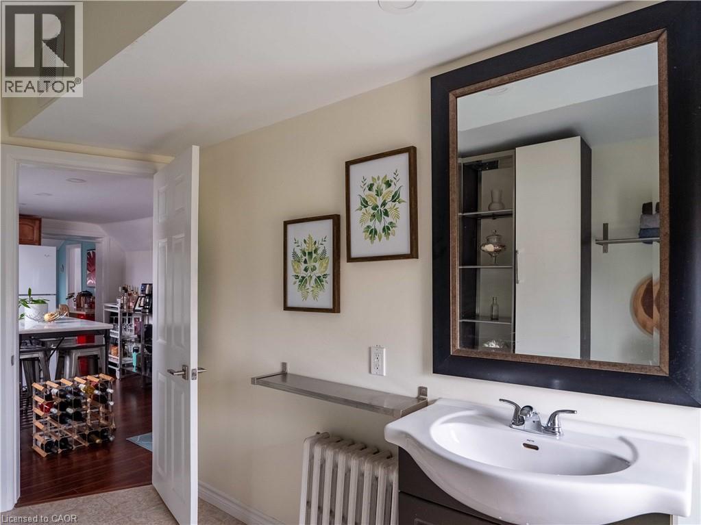 193 Vine Street Unit# Upper Level, St. Catharines, Ontario L2M 4S7 - Photo 10 - 40806757