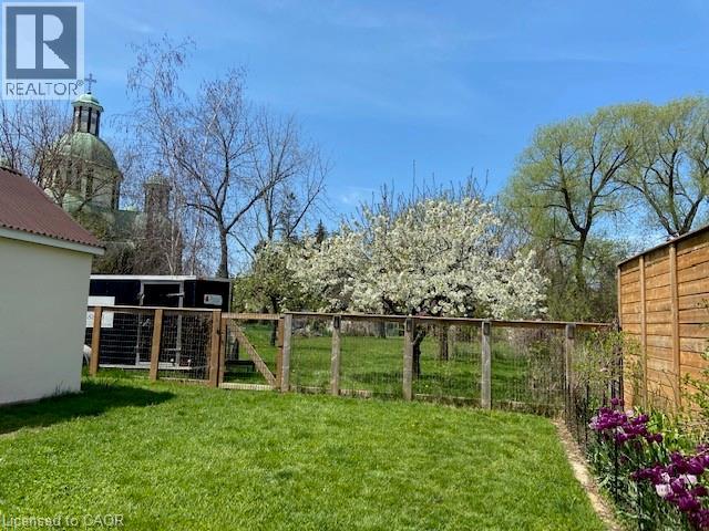 193 Vine Street Unit# Upper Level, St. Catharines, Ontario L2M 4S7 - Photo 18 - 40806757