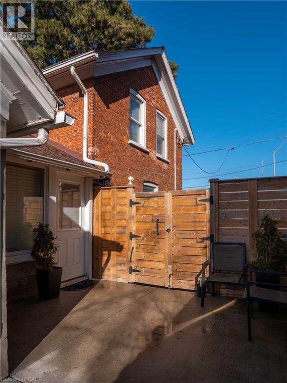 193 Vine Street Unit# Upper Level, St. Catharines, Ontario L2M 4S7 - Photo 3 - 40806757