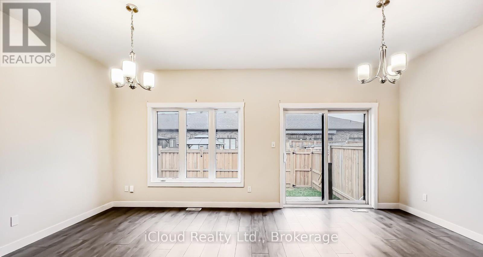 28 Gray Fox Lane, Norfolk, Ontario  N3Y 0E9 - Photo 4 - X12817052