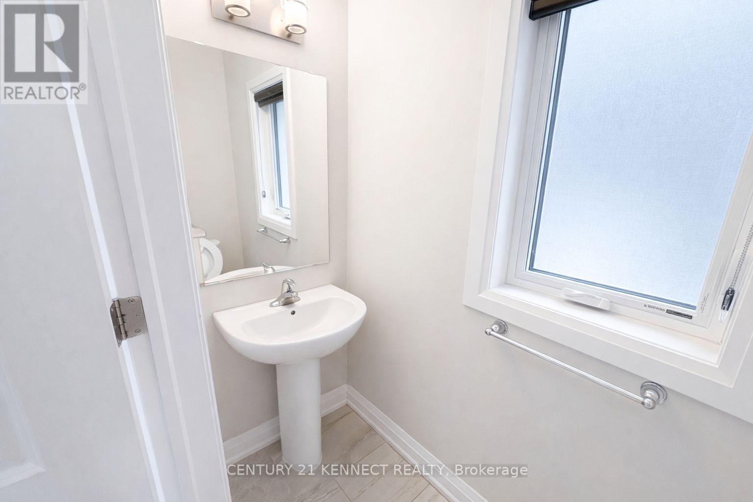 325 Sedgewood Street, Kitchener, Ontario  N2P 0H9 - Photo 10 - X12817064