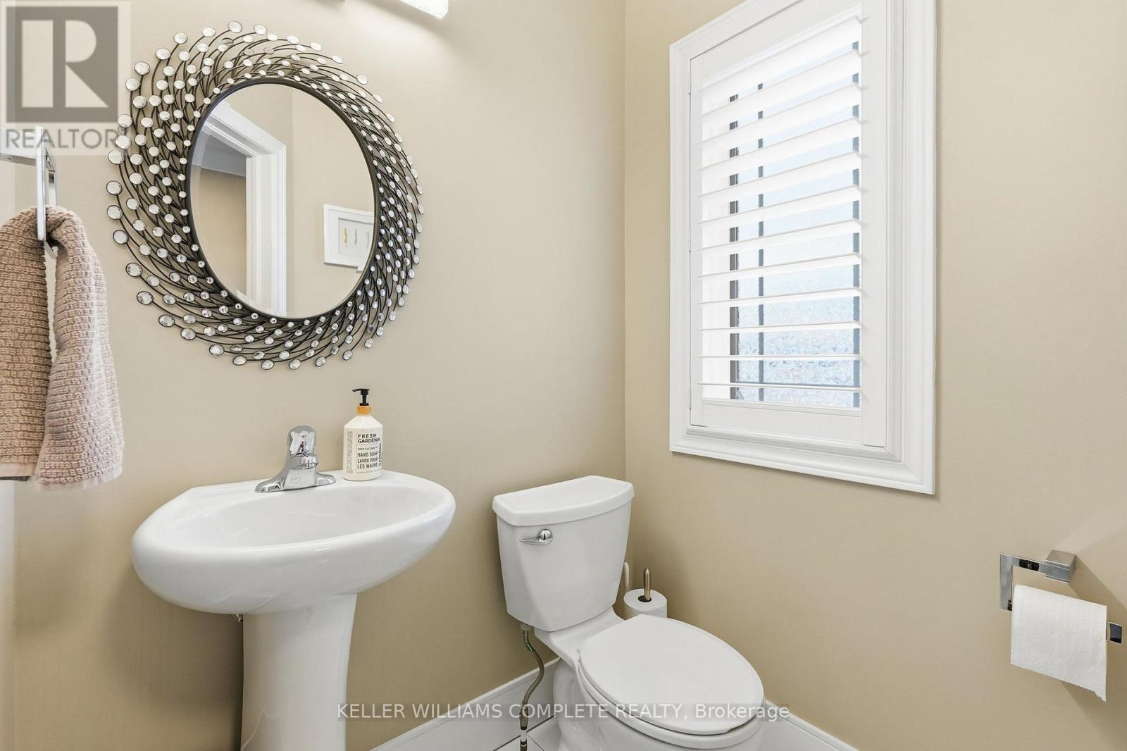 163 Garinger Crescent, Hamilton, Ontario  L0R 1C0 - Photo 12 - X12817076