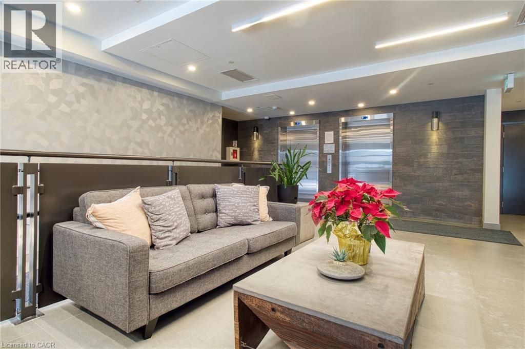 690 King Street W Unit# 101, Kitchener, Ontario  N2H 5L8 - Photo 5 - 40800763