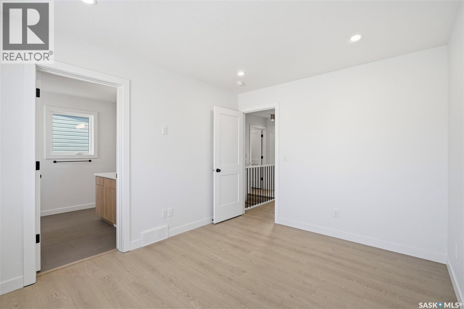 1412 Besnard Drive, Martensville, Saskatchewan  S0K 2T1 - Photo 13 - SK029054