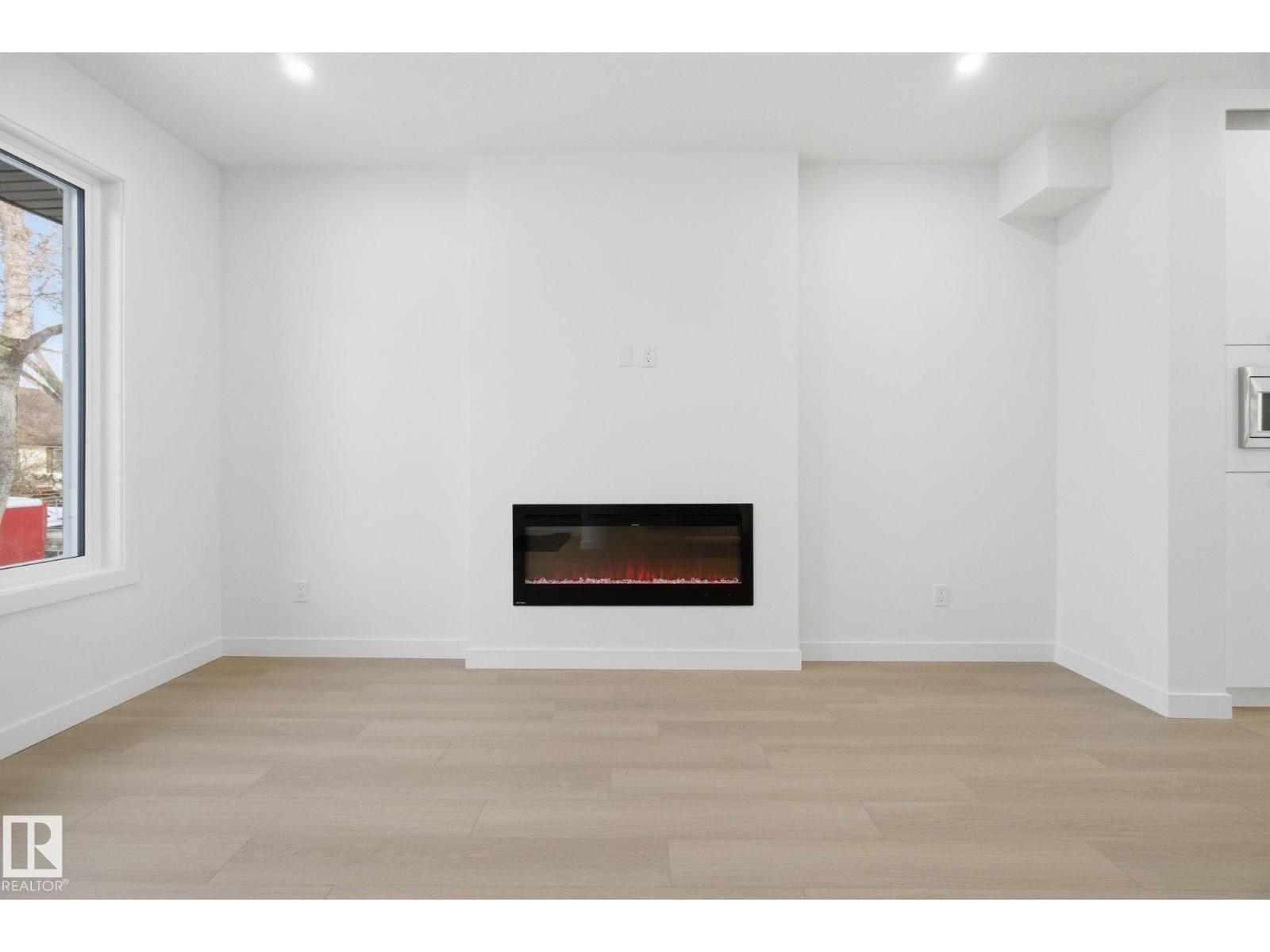 7953 79 Av Nw, Edmonton, Alberta  T6C 0P7 - Photo 9 - E4473730