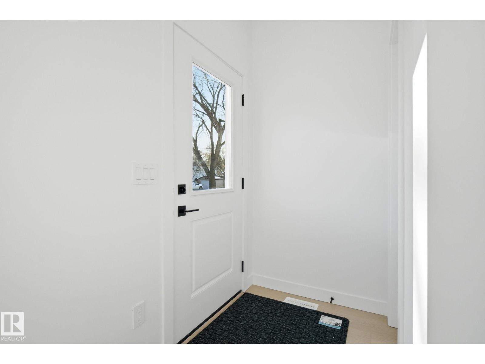 7953 79 Av Nw, Edmonton, Alberta  T6C 0P7 - Photo 18 - E4473730