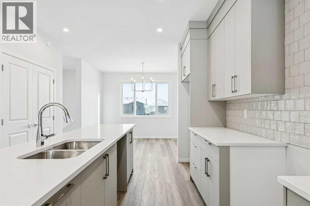 335 Herron Landing Ne, Calgary, Alberta  T3P 2R6 - Photo 8 - A2283615