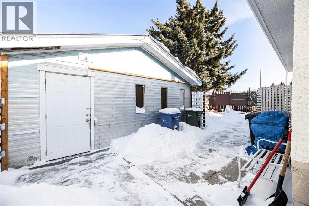 11 Oxbow Street Nw, Red Deer, Alberta  T4N 5C3 - Photo 25 - A2287549