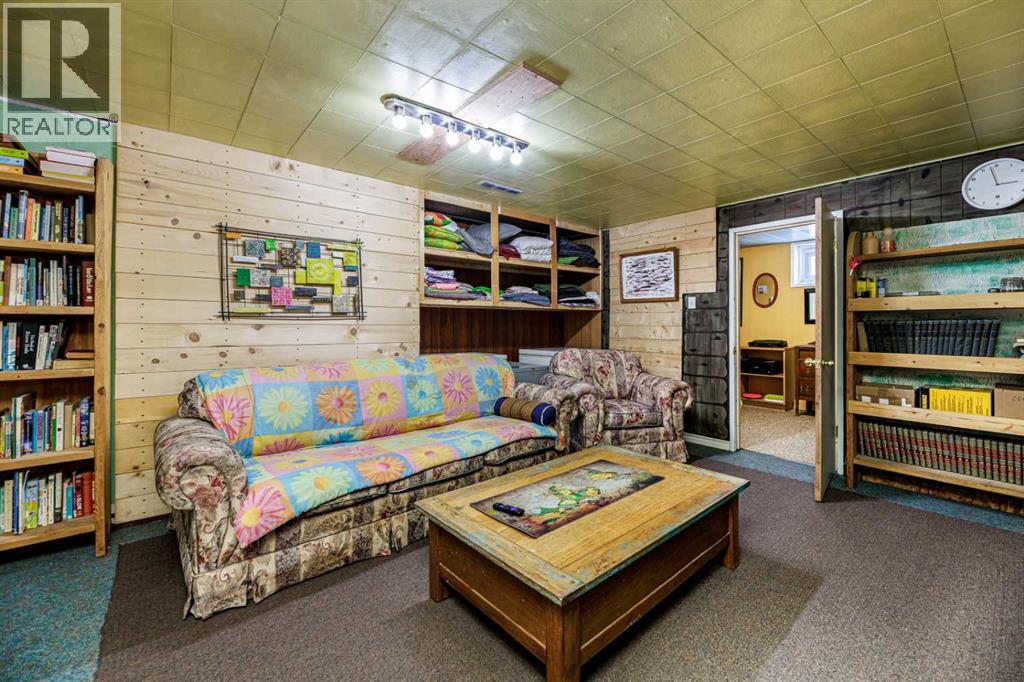 11 Oxbow Street Nw, Red Deer, Alberta  T4N 5C3 - Photo 17 - A2287549