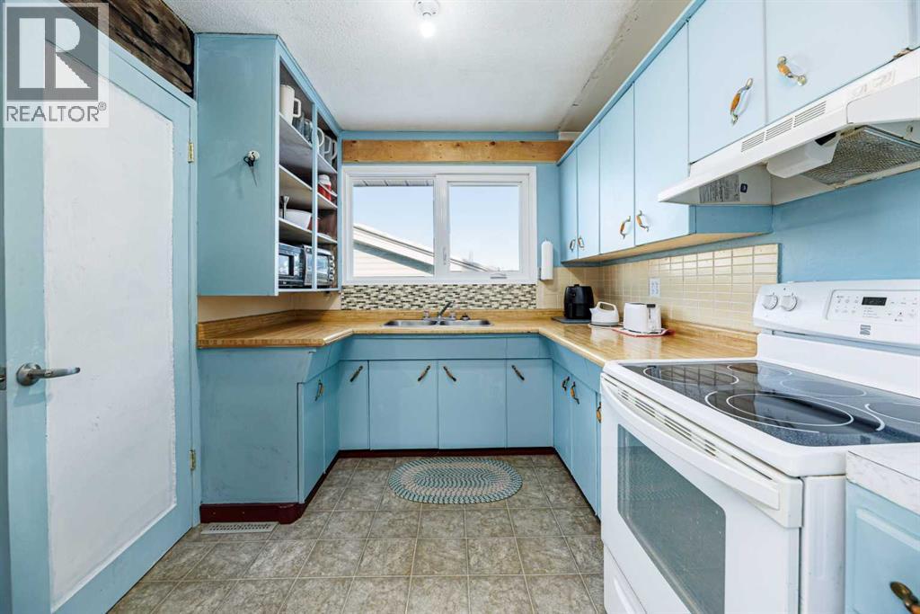 11 Oxbow Street Nw, Red Deer, Alberta  T4N 5C3 - Photo 7 - A2287549