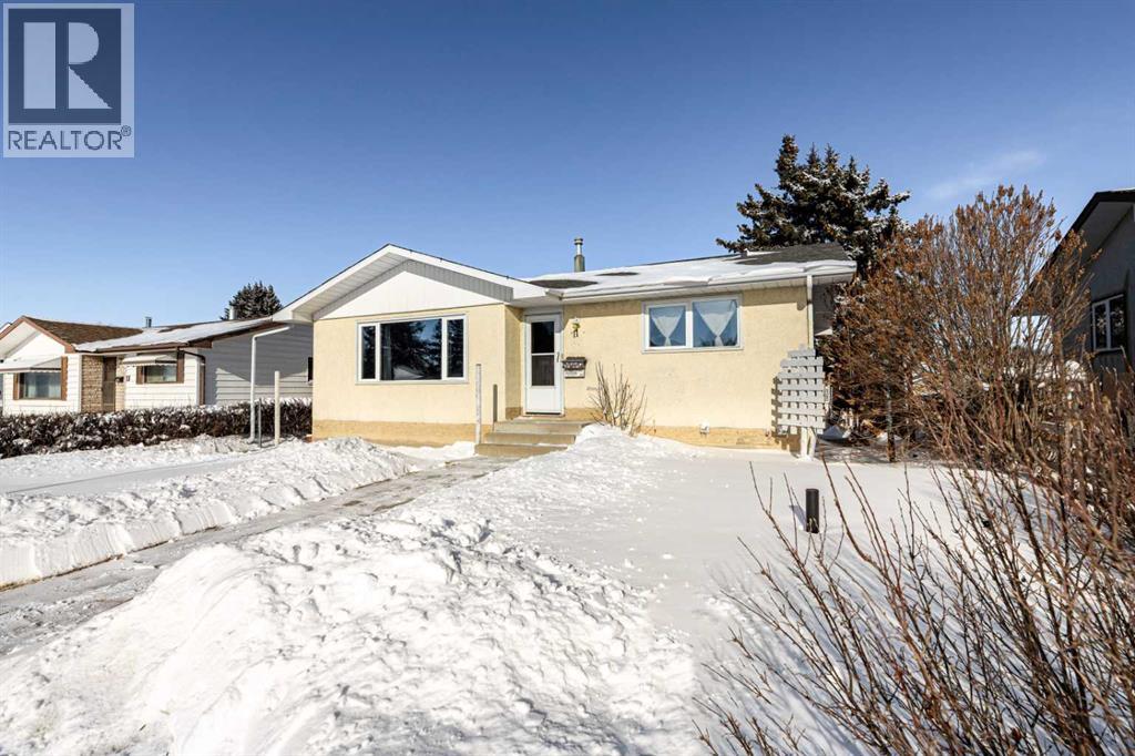 11 Oxbow Street Nw, Red Deer, Alberta  T4N 5C3 - Photo 3 - A2287549