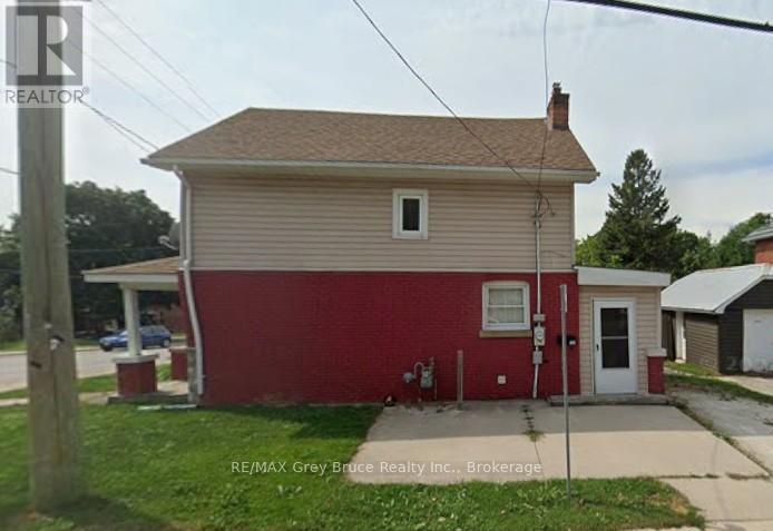 690 8th Street E, Owen Sound, Ontario  N4K 1L8 - Photo 2 - X12817154