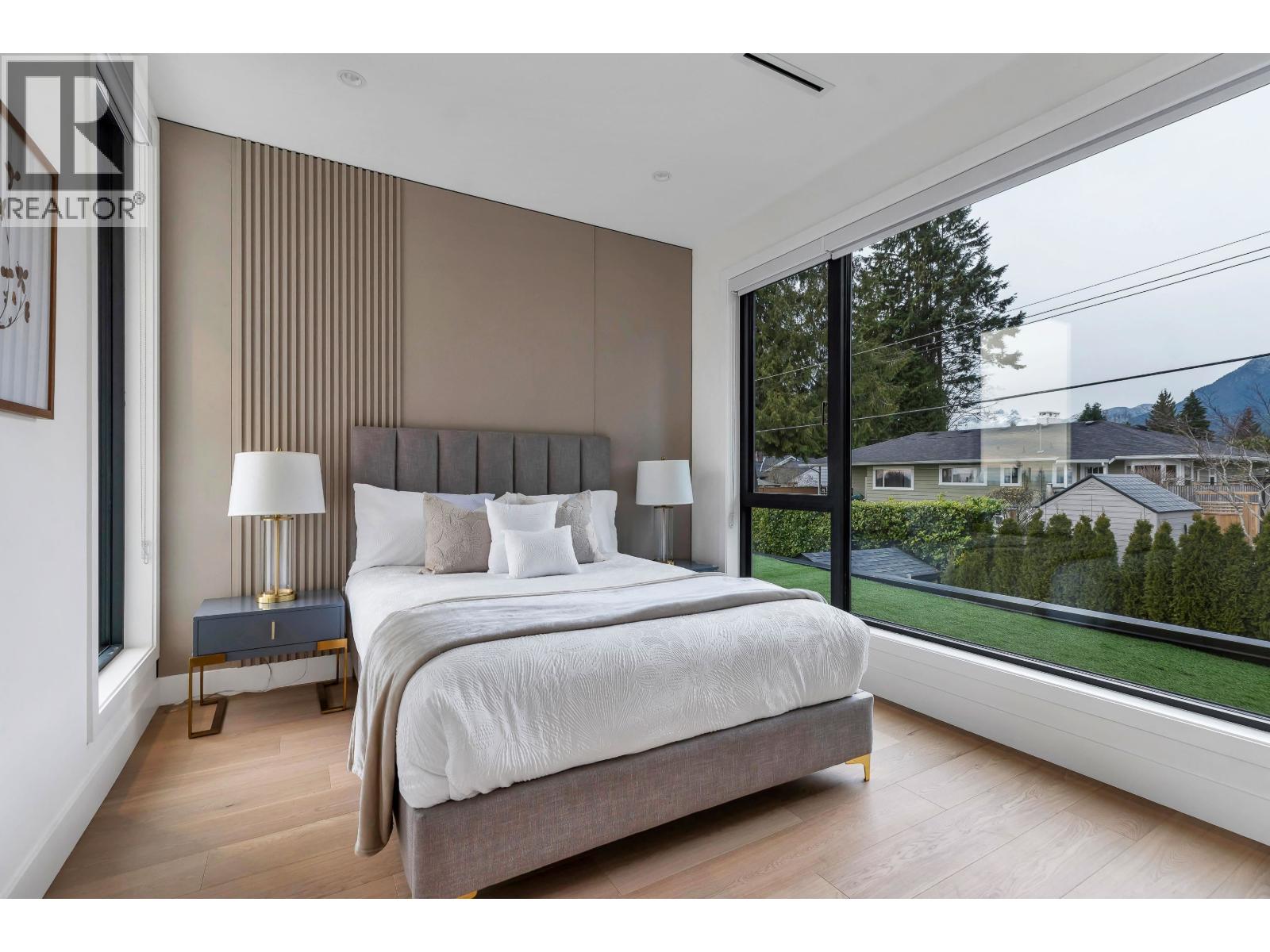 922 Wentworth Avenue, North Vancouver, British Columbia  V7R 1R7 - Photo 29 - R3091754