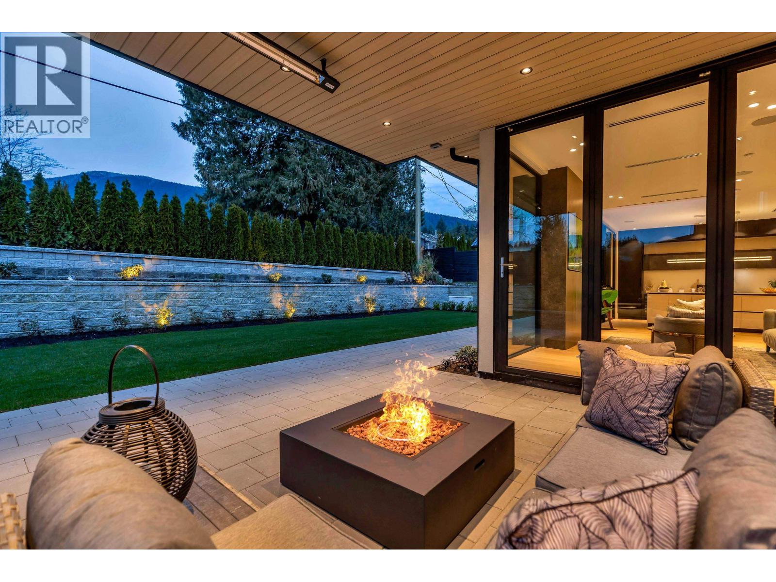 922 Wentworth Avenue, North Vancouver, British Columbia  V7R 1R7 - Photo 38 - R3091754