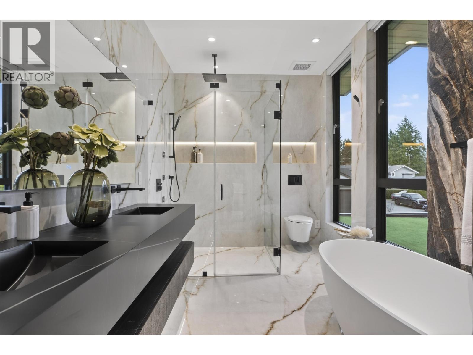 922 Wentworth Avenue, North Vancouver, British Columbia  V7R 1R7 - Photo 23 - R3091754